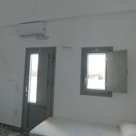 Urban Apartment *